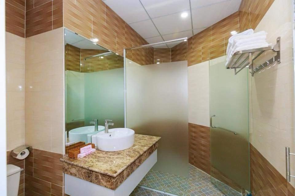 Van Loc Hotel 껀터 외부 사진